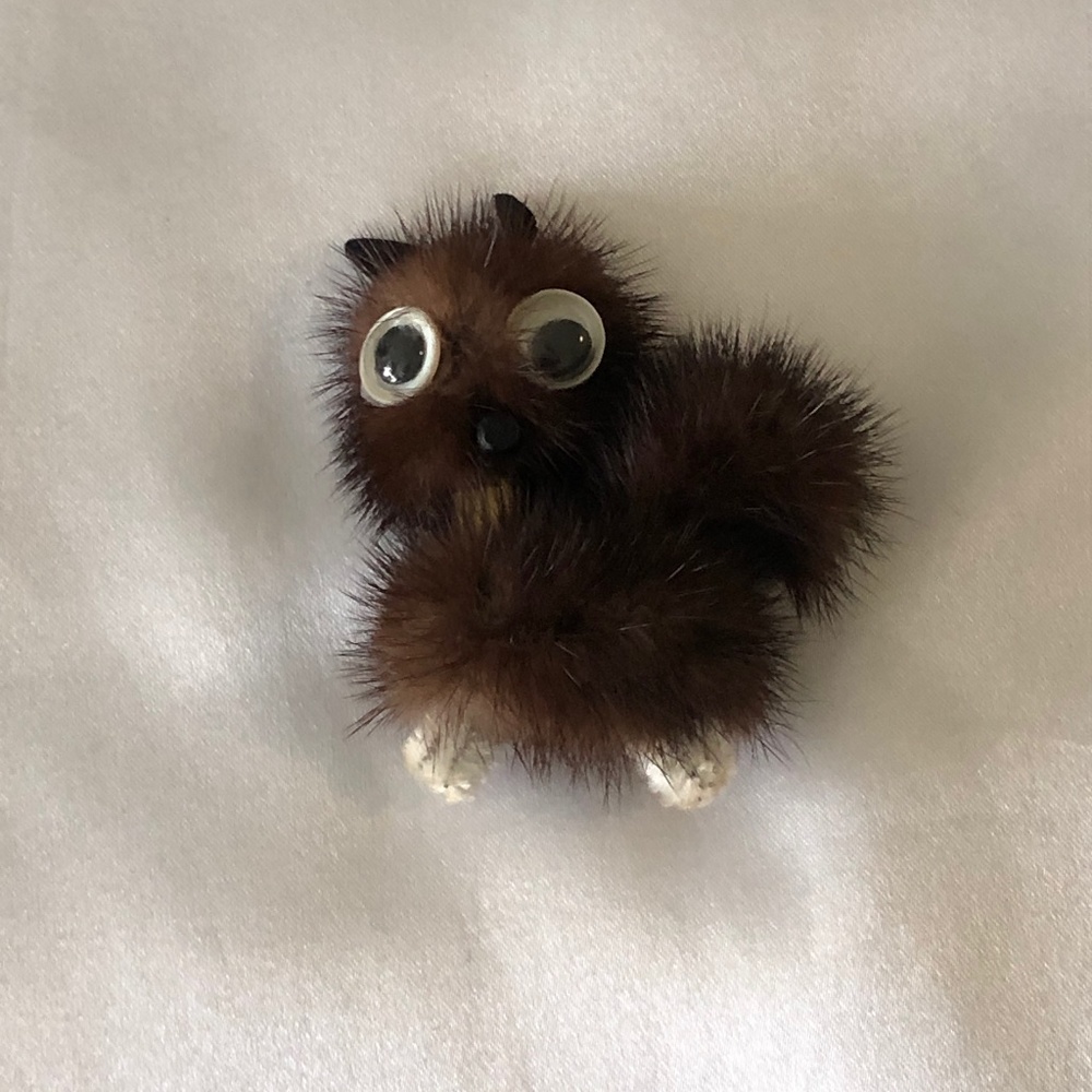 Vintage 1950's Mink Brooch